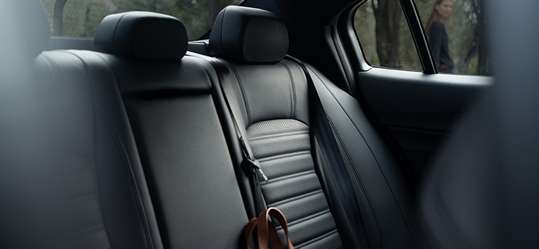 Alfa Romeo Stelvio - Galerija unutrašnjosti - Ljepota i funkcionalnost