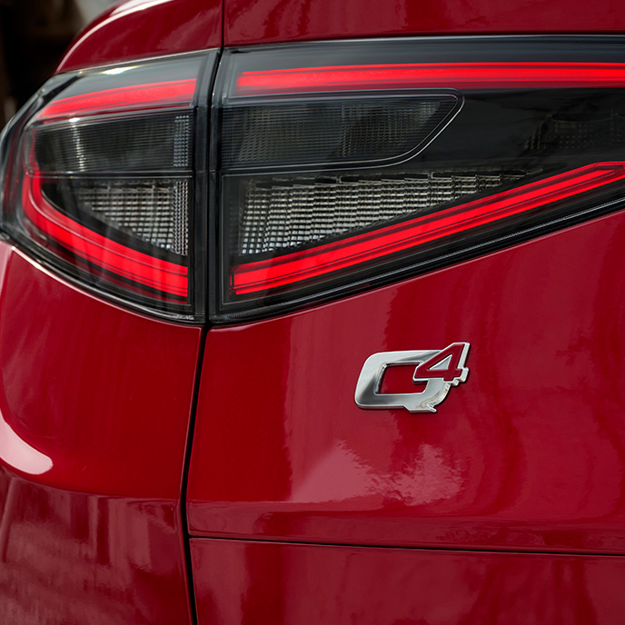 Alfa Romeo Stelvio - MY23 - Tehnologija - Q4 pogonski sustav