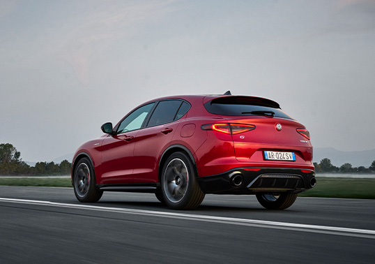 Alfa Romeo Stelvio - Alfa Romeo Su Strada