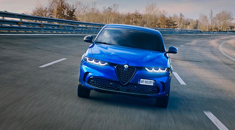Alfa Romeo Tonale - Dinamika vožnje - Samozaključavanje