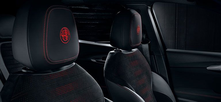 Alfa Romeo Tonale - Galerija - Unutrašnjost - Koža